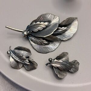 Antique Botticelli designer signed silver-tone brooch & earring set!!